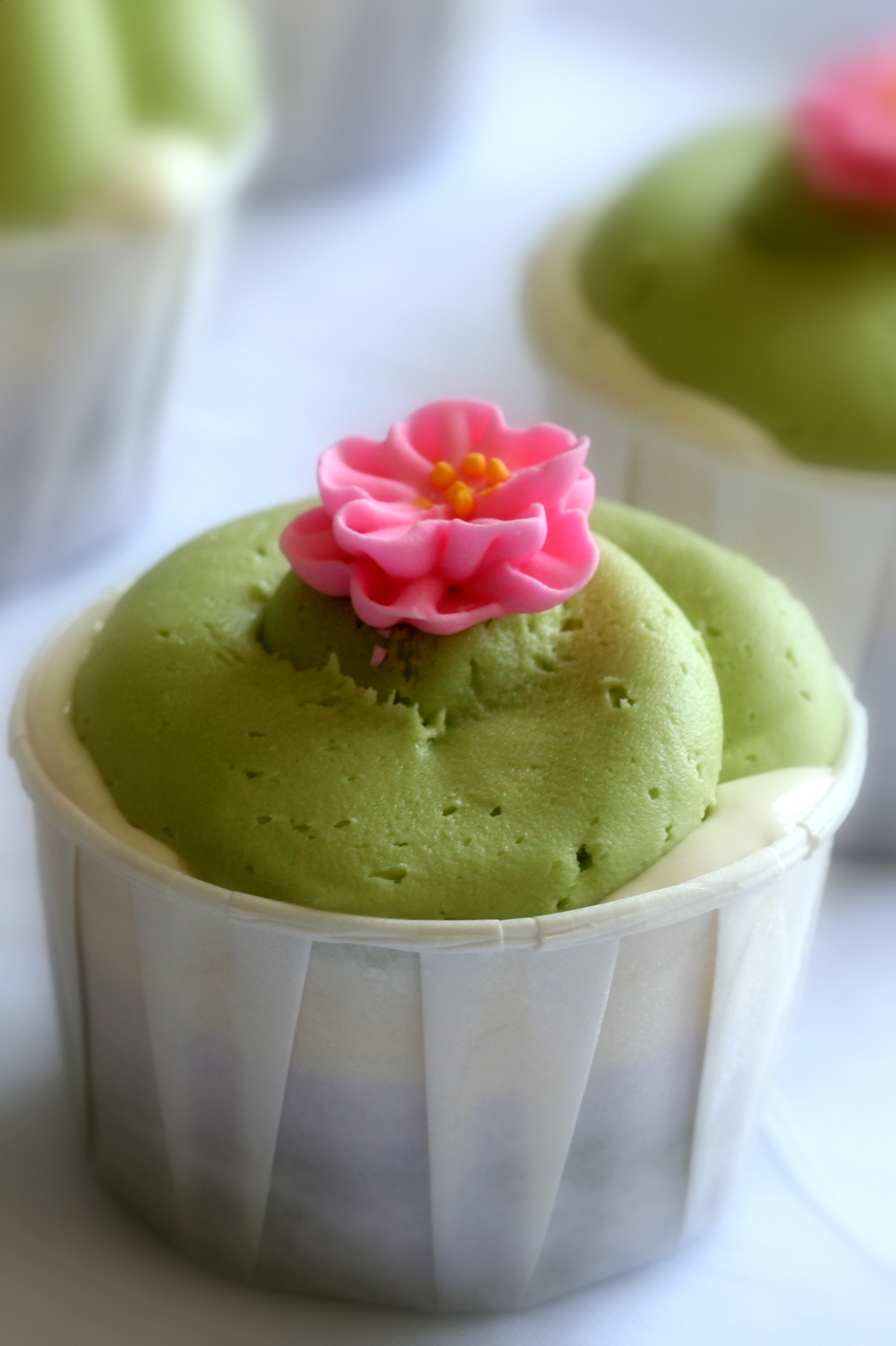 Green Tea, Lavender, and Honey Cupcake Bombe